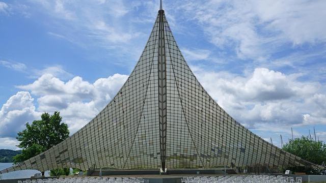 AI配音被听出气口太齐，制作方补了一句「部分辅助」