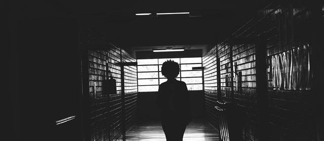时间线摘录:微短剧女主换脸三次,评论区开始数「第几张嘴」